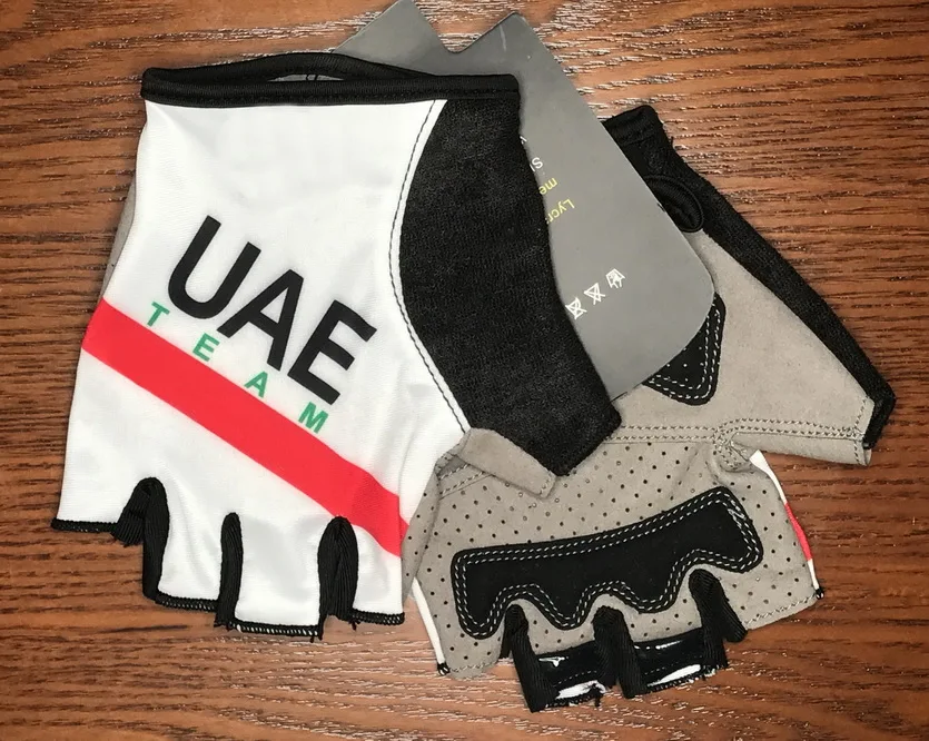 2020 UAE Team One Pair Sports  - Mountain Biking Uae recensie en prijs